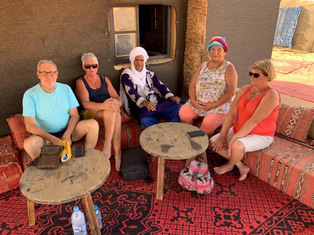 Camp Sahara Dunes Hotel M'Hamid Buitenkant foto