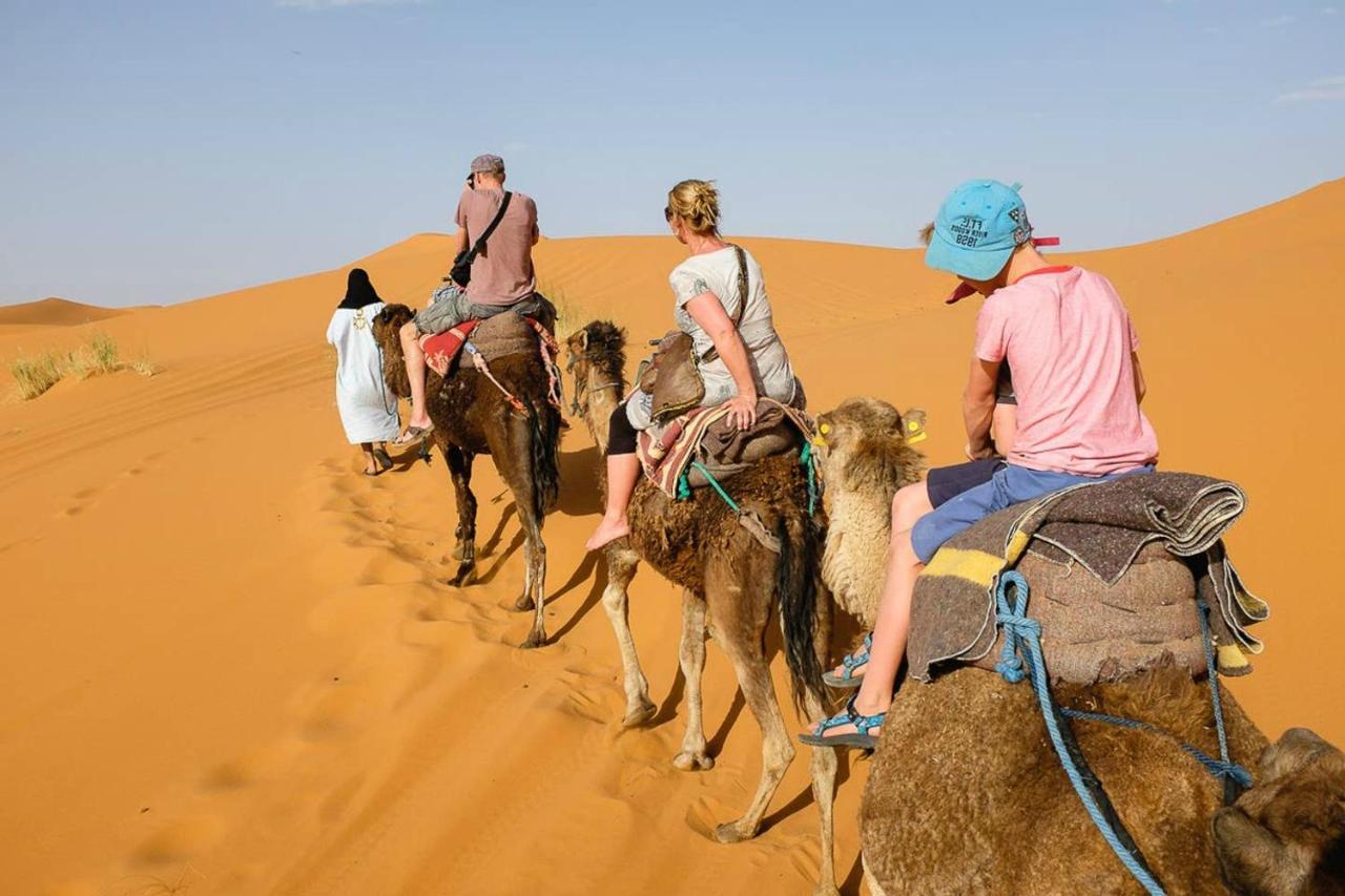 Camp Sahara Dunes Hotel M'Hamid Buitenkant foto